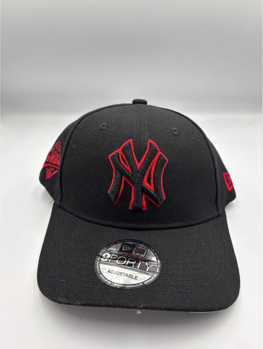 New Era 9FORTY Adjustable New York Yankees Black and Red Baseball Cap